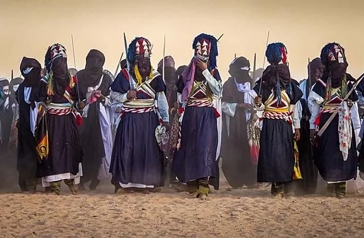 La Sbeïba de Djanet : Le Rituel Millénaire et l’Éclat du Sahara Algérien