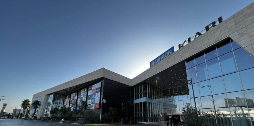 Es-Senia Shopping Centre